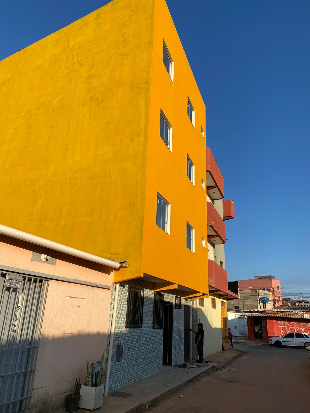 Edifício na estrutural - Fotos