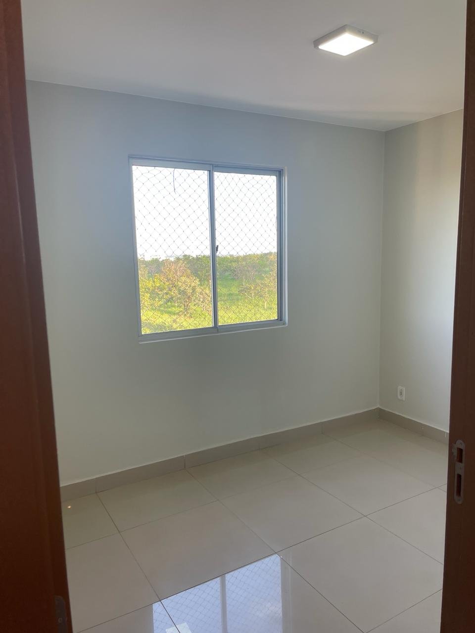 Apartamento reformado no Jardins Mangueiral, 2 quartos, nascente 06