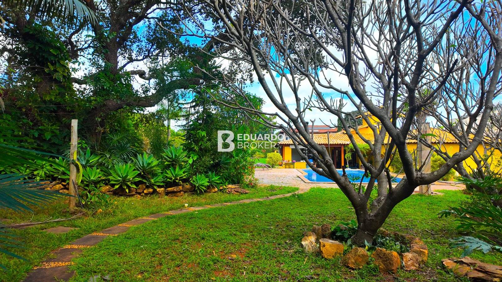 Venda-Casa-QI 26-Lago Sul-Brasília-02